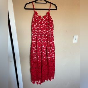 Beautiful Valentine’s Day red lace flower appliqué red tan midi dress size 2/4